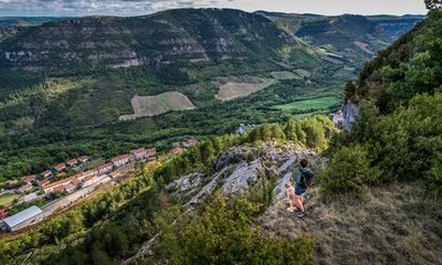 Randonnées en Aveyron : découvrez les sentiers avec Rando Grands Causses